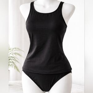 Lands Ends Women's One Piece Black Swim Suit Size 12